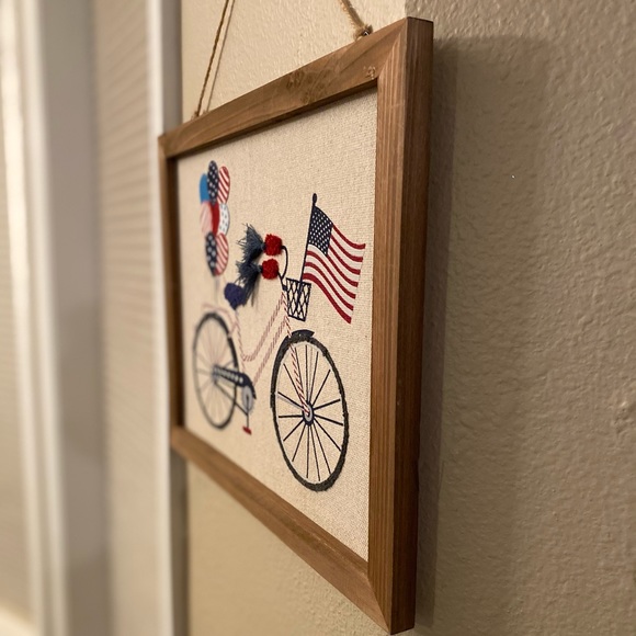 July 4th Patriotic Bicycle Wall Sign, Bicycle Kitchen Towels & Bicycle Napkins - Picture 11 of 13